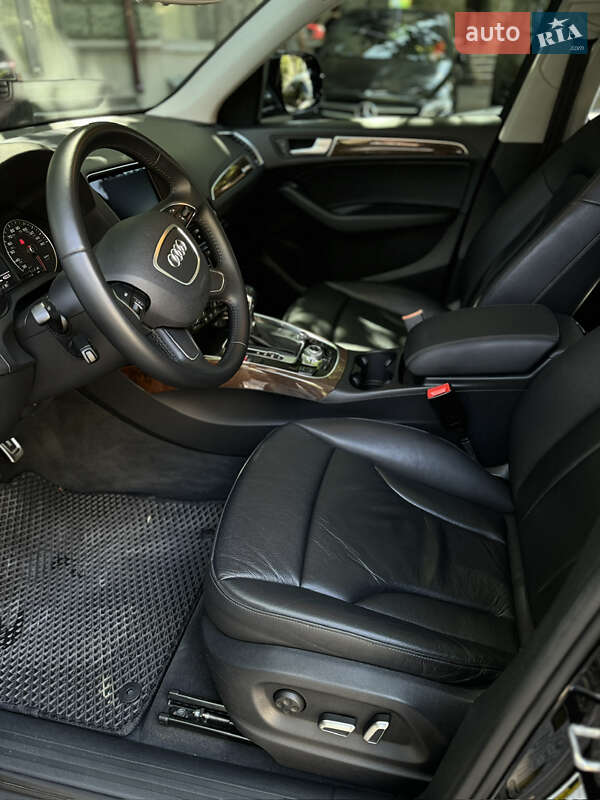 Внедорожник / Кроссовер Audi Q5 2016 в Днепре