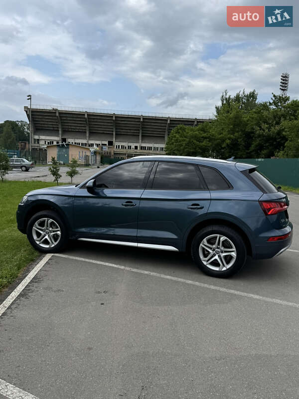 Внедорожник / Кроссовер Audi Q5 2018 в Ивано-Франковске