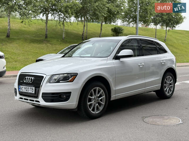 Внедорожник / Кроссовер Audi Q5 2011 в Киеве