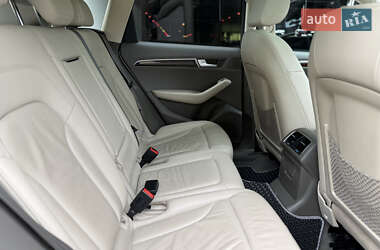 Внедорожник / Кроссовер Audi Q5 2011 в 