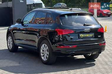 Внедорожник / Кроссовер Audi Q5 2016 в 