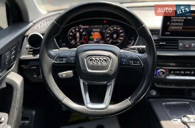 Внедорожник / Кроссовер Audi Q5 2020 в 