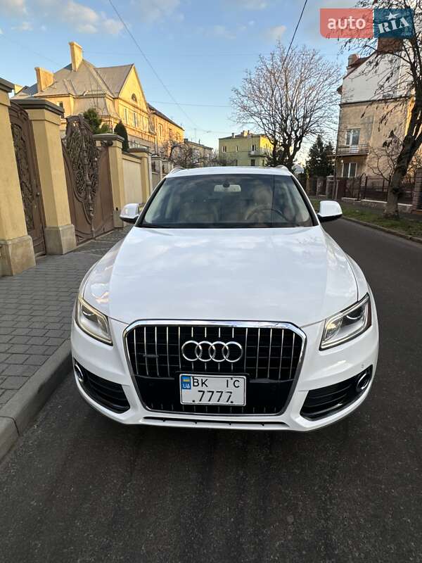 Позашляховик / Кросовер Audi Q5 2014 в Львові
