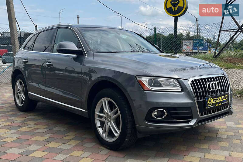 Внедорожник / Кроссовер Audi Q5 2015 в 
