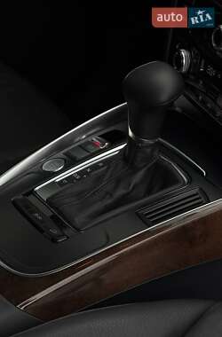Внедорожник / Кроссовер Audi Q5 2012 в 