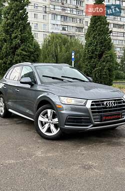 Позашляховик / Кросовер Audi Q5 2017 в Білогородці