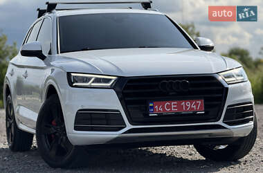 Внедорожник / Кроссовер Audi Q5 2017 в 