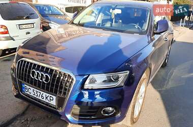 Позашляховик / Кросовер Audi Q5 2015 в 