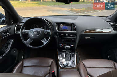 Внедорожник / Кроссовер Audi Q5 2015 в 