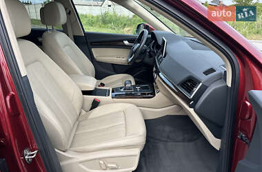 Внедорожник / Кроссовер Audi Q5 2019 в 