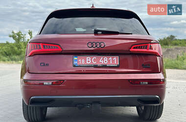 Внедорожник / Кроссовер Audi Q5 2019 в 
