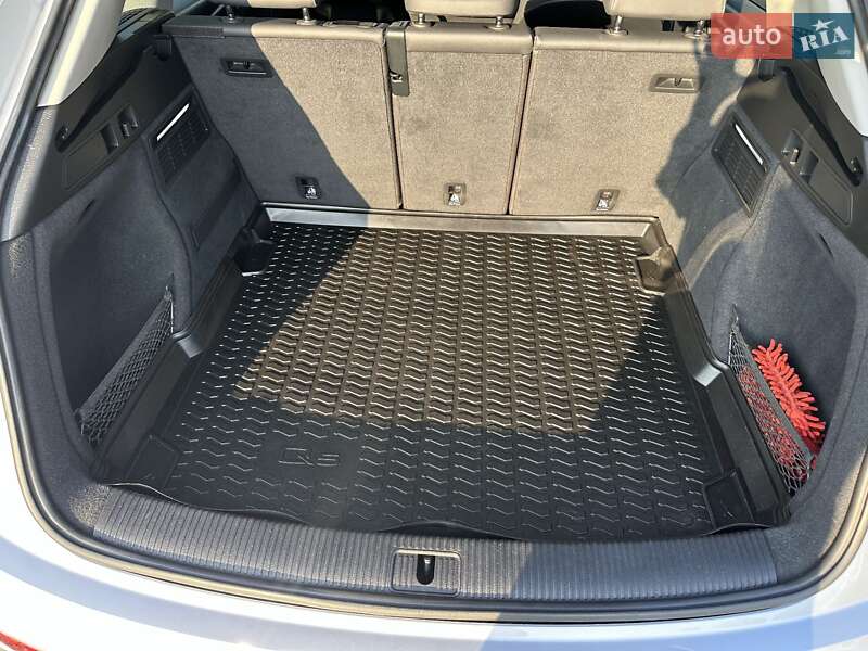 Позашляховик / Кросовер Audi Q5 2019 в Одесі