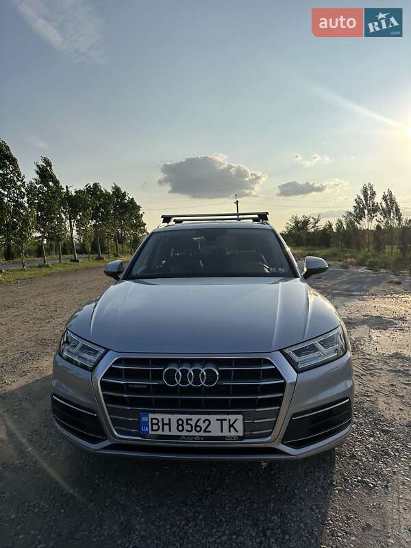 Позашляховик / Кросовер Audi Q5 2019 в Одесі