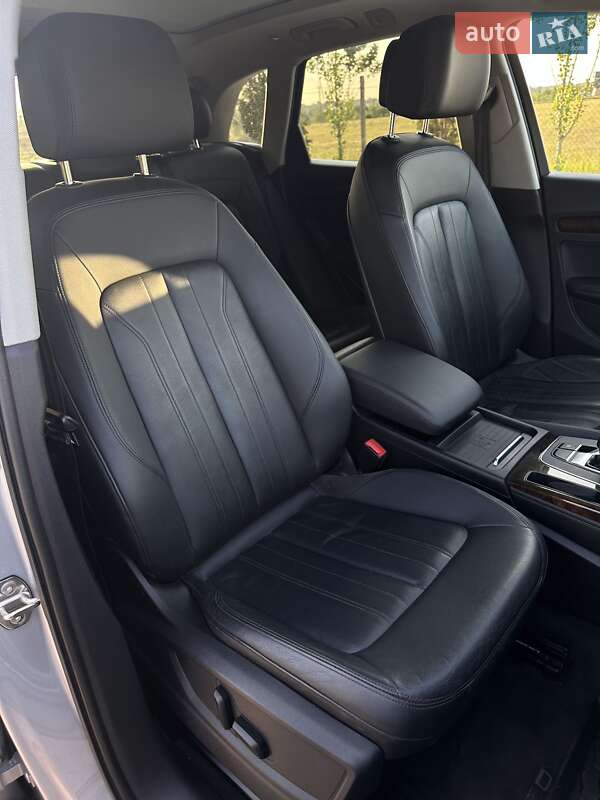 Позашляховик / Кросовер Audi Q5 2019 в Одесі