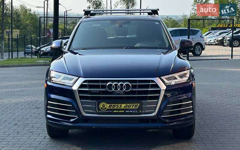Внедорожник / Кроссовер Audi Q5 2017 в Черновцах