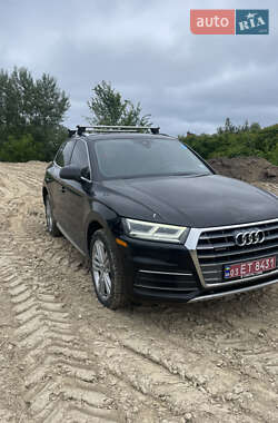 Позашляховик / Кросовер Audi Q5 2018 в Луцьку
