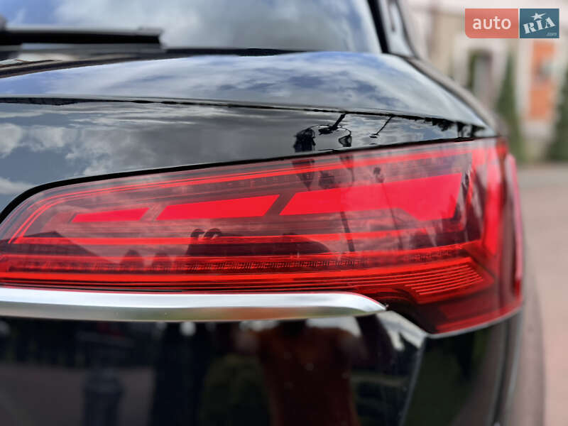 Внедорожник / Кроссовер Audi Q5 2021 в Стрые