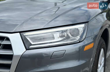 Внедорожник / Кроссовер Audi Q5 2019 в 