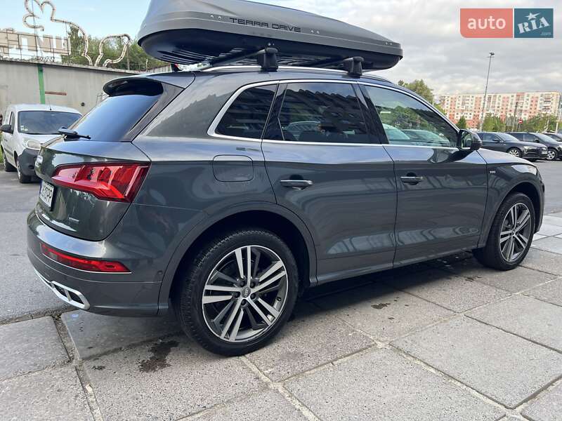 Внедорожник / Кроссовер Audi Q5 2019 в Львове фото 4 Внедорожник / Кроссовер Audi Q5 2019 в Львове