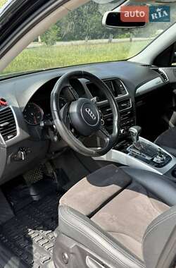 Внедорожник / Кроссовер Audi Q5 2015 в 