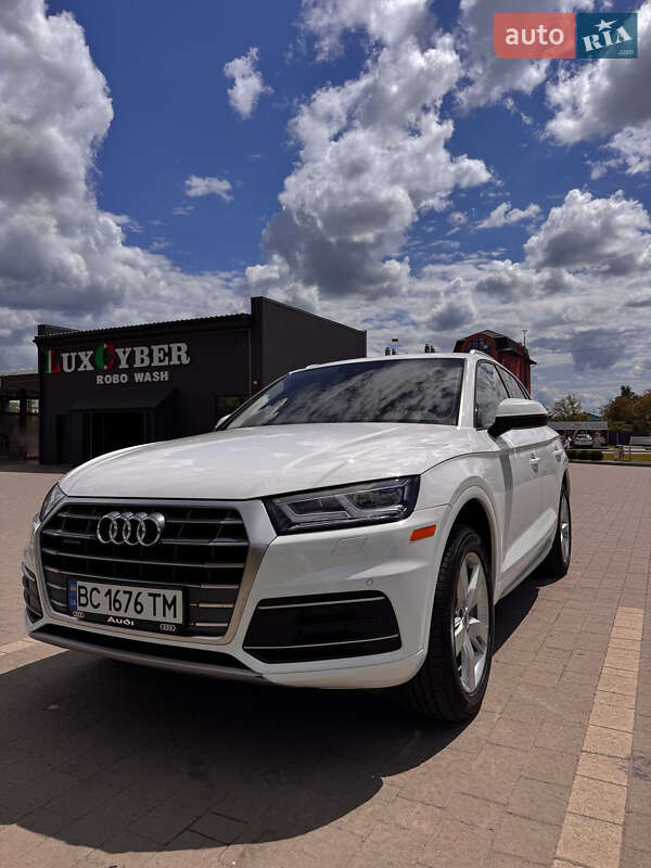 Позашляховик / Кросовер Audi Q5 2018 в Дрогобичі