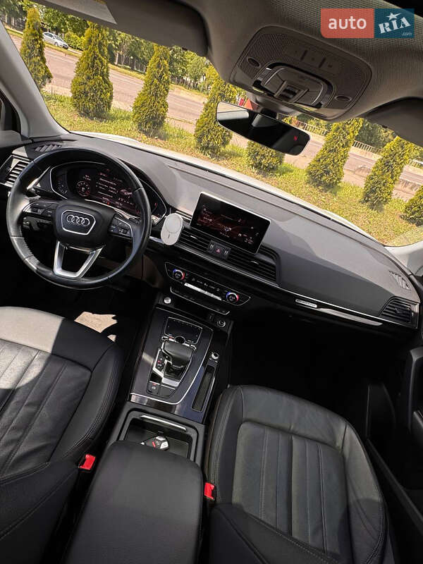 Позашляховик / Кросовер Audi Q5 2018 в Дрогобичі
