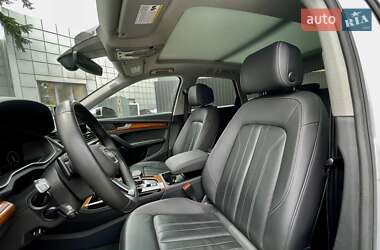 Внедорожник / Кроссовер Audi Q5 2022 в 