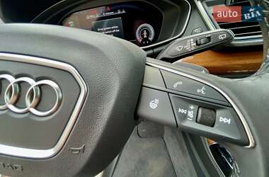 Внедорожник / Кроссовер Audi Q5 2022 в 