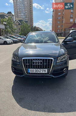 Внедорожник / Кроссовер Audi Q5 2011 в Киеве