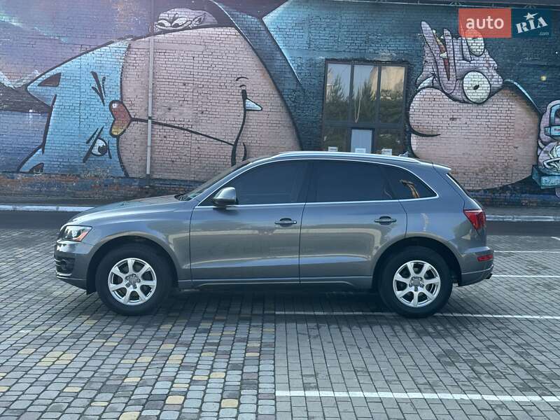 Внедорожник / Кроссовер Audi Q5 2012 в Луцке