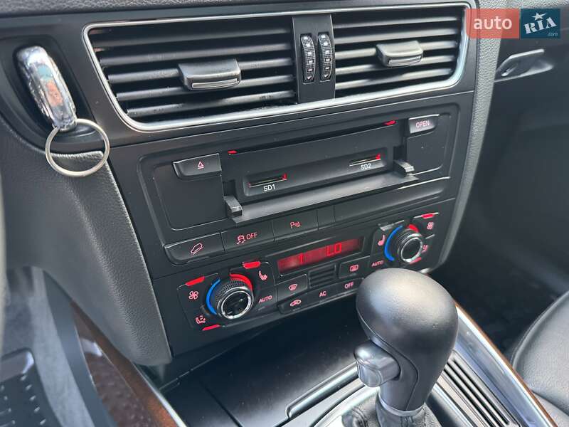 Внедорожник / Кроссовер Audi Q5 2012 в Луцке