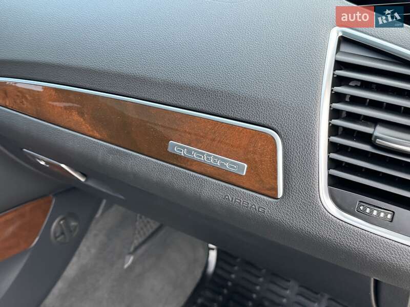 Внедорожник / Кроссовер Audi Q5 2012 в Луцке
