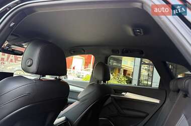 Внедорожник / Кроссовер Audi Q5 2017 в 