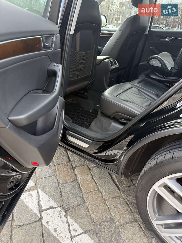 Внедорожник / Кроссовер Audi Q5 2015 в Харькове