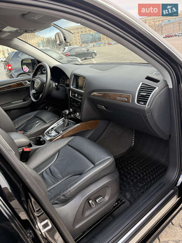 Внедорожник / Кроссовер Audi Q5 2015 в Харькове