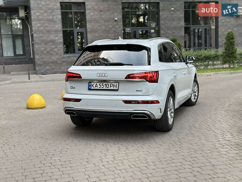 Внедорожник / Кроссовер Audi Q5 2021 в Броварах