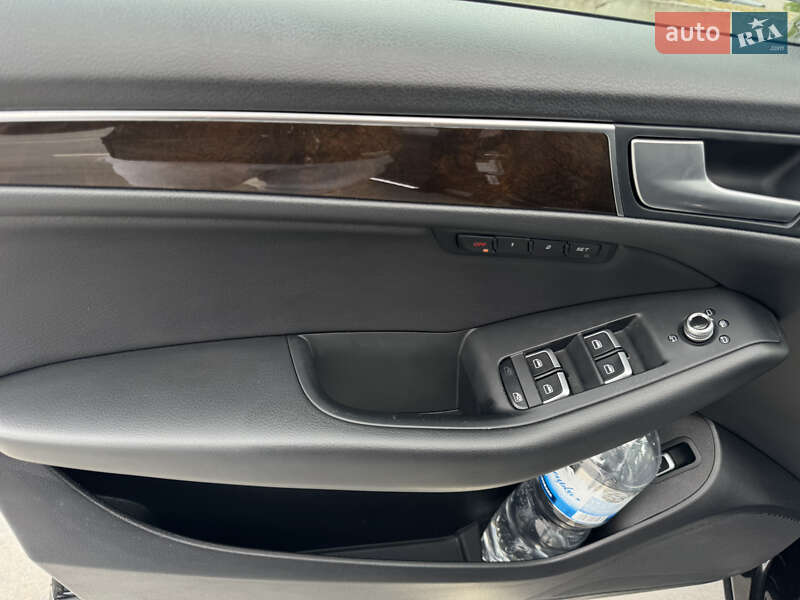 Внедорожник / Кроссовер Audi Q5 2014 в Киеве