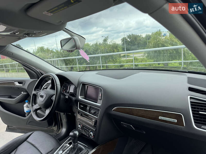 Внедорожник / Кроссовер Audi Q5 2014 в Киеве