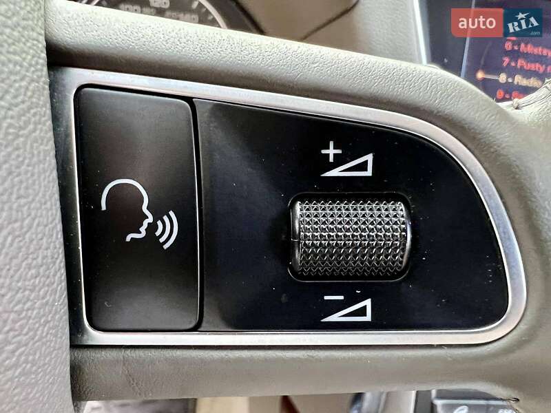 Внедорожник / Кроссовер Audi Q5 2009 в Днепре