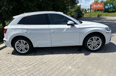 Внедорожник / Кроссовер Audi Q5 2019 в 