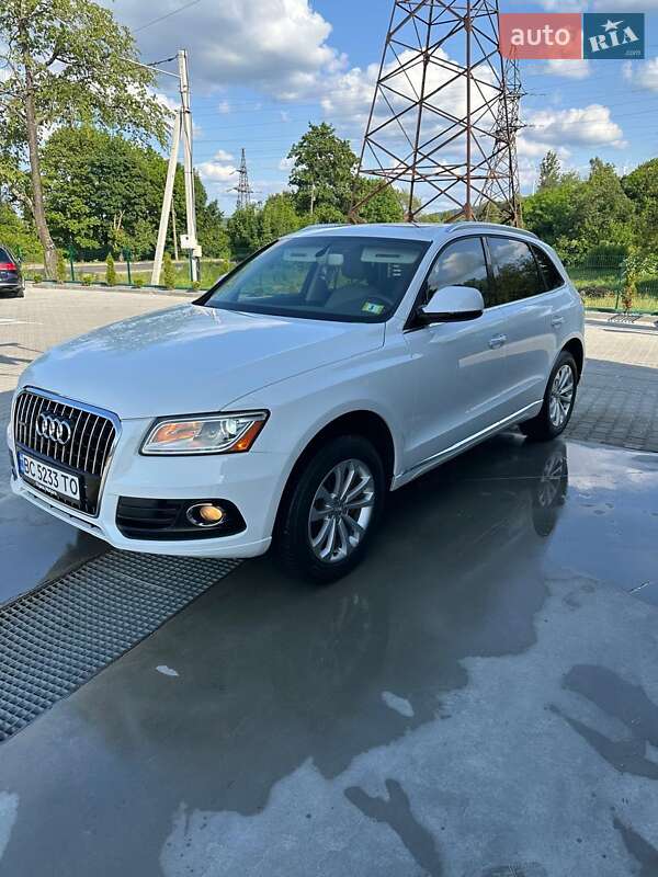 Внедорожник / Кроссовер Audi Q5 2015 в Самборе