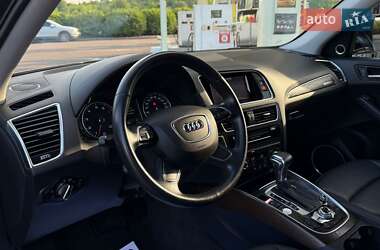 Внедорожник / Кроссовер Audi Q5 2016 в 