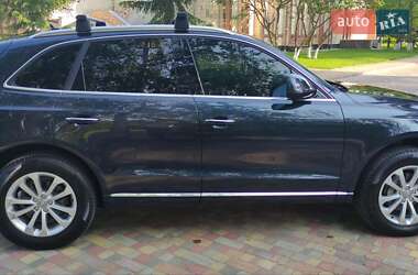Внедорожник / Кроссовер Audi Q5 2016 в 