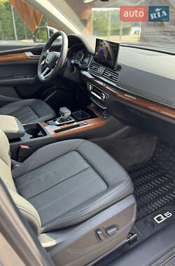 Внедорожник / Кроссовер Audi Q5 2023 в 