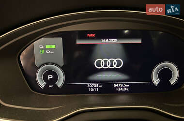 Внедорожник / Кроссовер Audi Q5 2022 в 