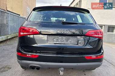Внедорожник / Кроссовер Audi Q5 2010 в 