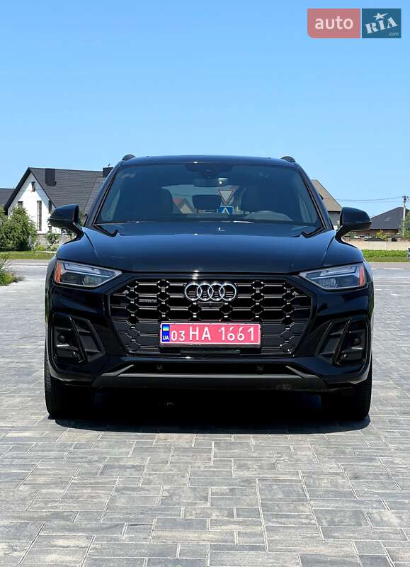 Позашляховик / Кросовер Audi Q5 2021 в Луцьку