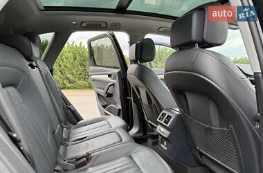 Внедорожник / Кроссовер Audi Q5 2018 в 