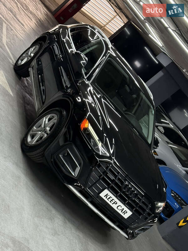 Внедорожник / Кроссовер Audi Q5 2021 в Одессе