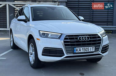 Позашляховик / Кросовер Audi Q5 2018 в Києві